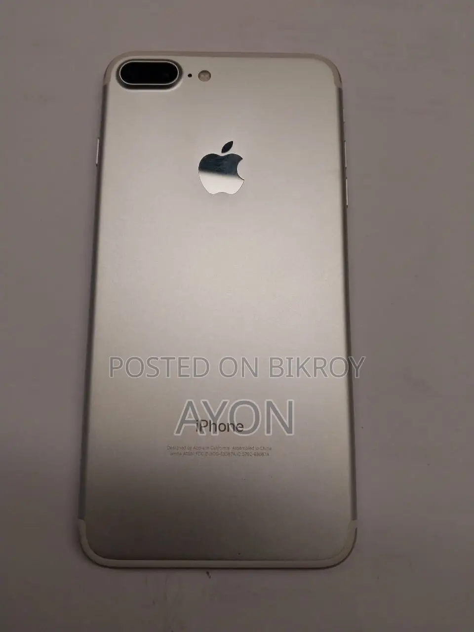 New Apple iPhone 7 Plus 128 GB Silver