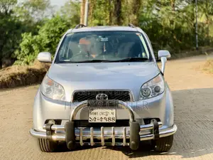 টয়োটা রাশ ১.৫ পেছনের চাকা চালিত ২০০৬ রৌপ্য