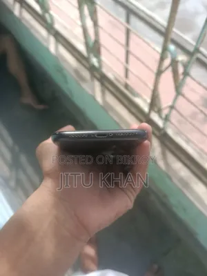 অ্যাপল আইফোন এক্সআর ১২৮ জিবি কালো