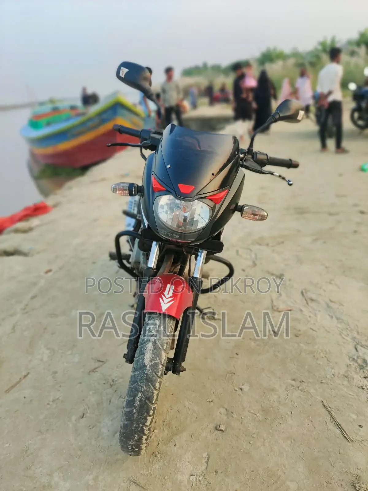 বাজাজ পালসার ১৫০ ২০১৬ কালো