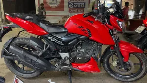TVS Apache RTR 160 4V 2019 Red