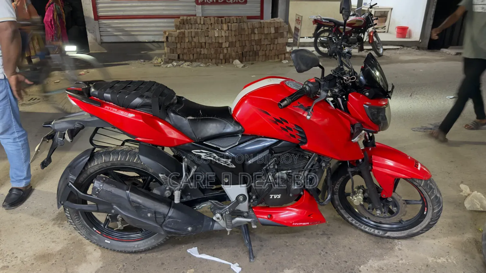 TVS Apache RTR 160 4V 2019 Red