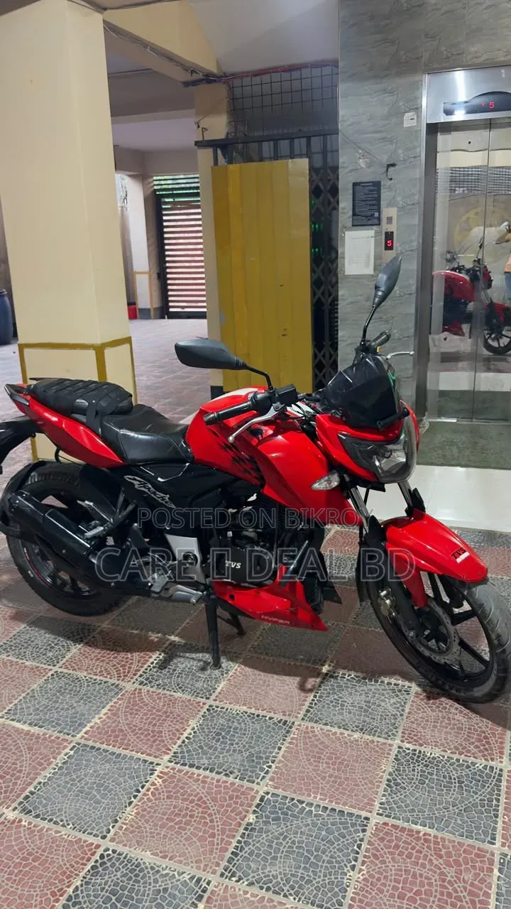 TVS Apache RTR 160 4V 2019 Red