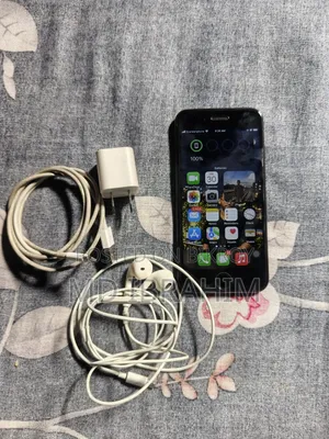 অ্যাপল আইফোন ৭ ৩২ জিবি ব্ল্যাক
