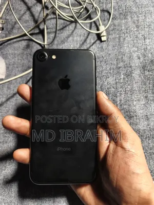 Apple iPhone 7 32 GB Black