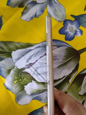স্যামসাং গ্যালাক্সি জে২ ৮ জিবি রোজ গোল্ড