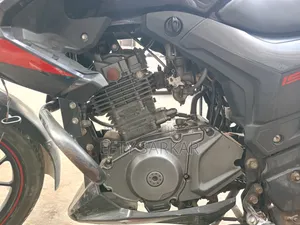 কিওয়ে আরকেএস ১৫০ সিবিএস এডিশন ২০২২ কালো
