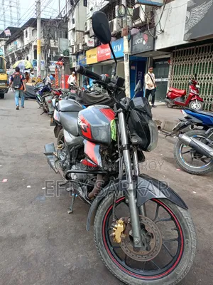কিওয়ে আরকেএস ১৫০ সিবিএস এডিশন ২০২২ কালো