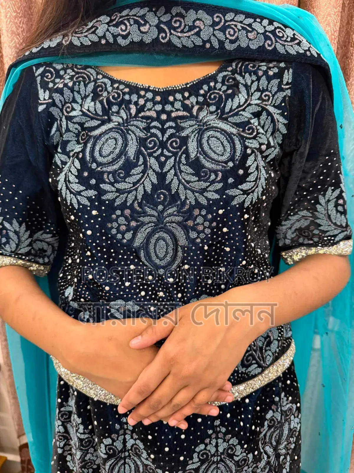 Used Lehenga for Emergency Sell