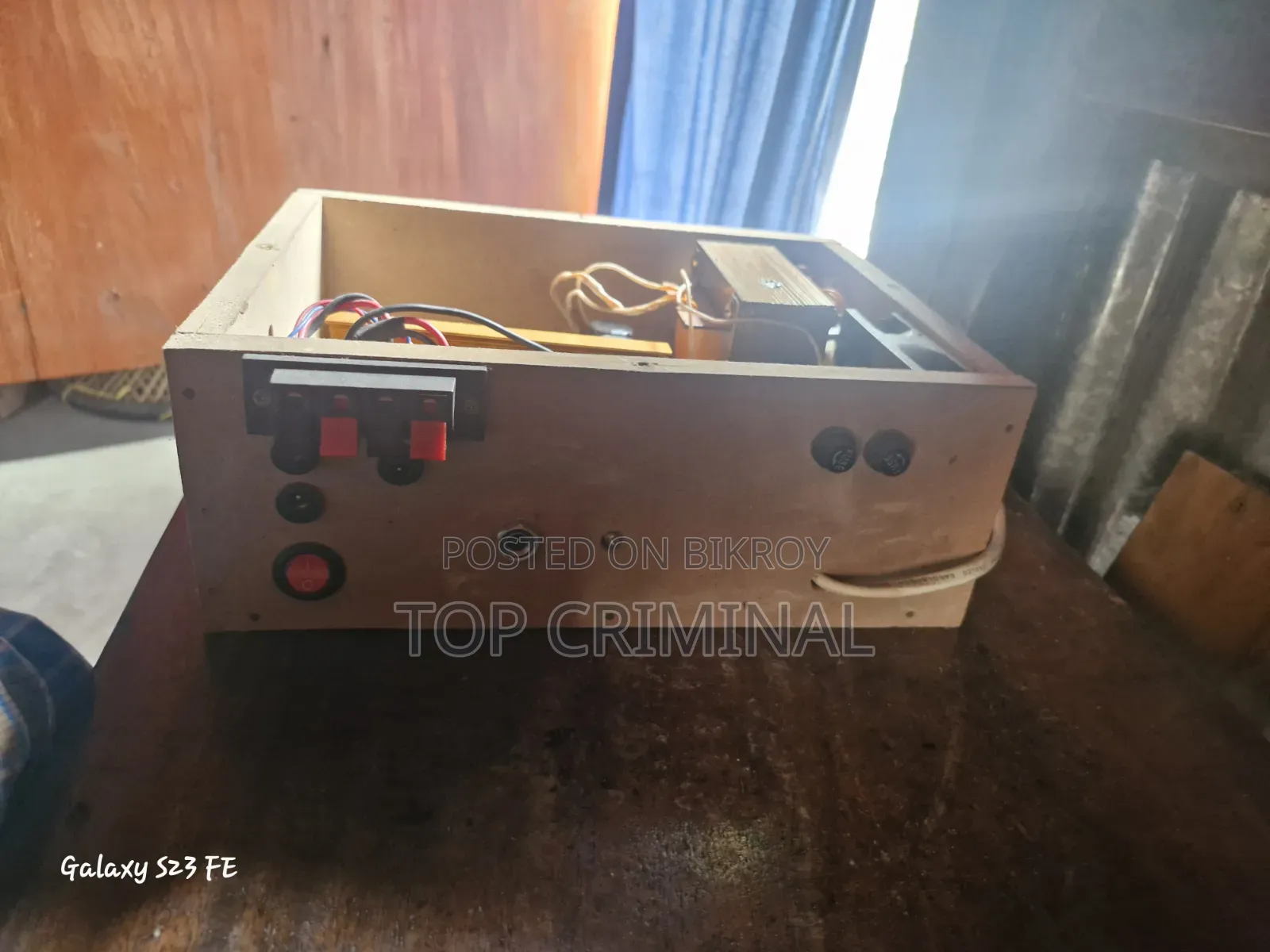 অ্যামপ্লিফায়ার