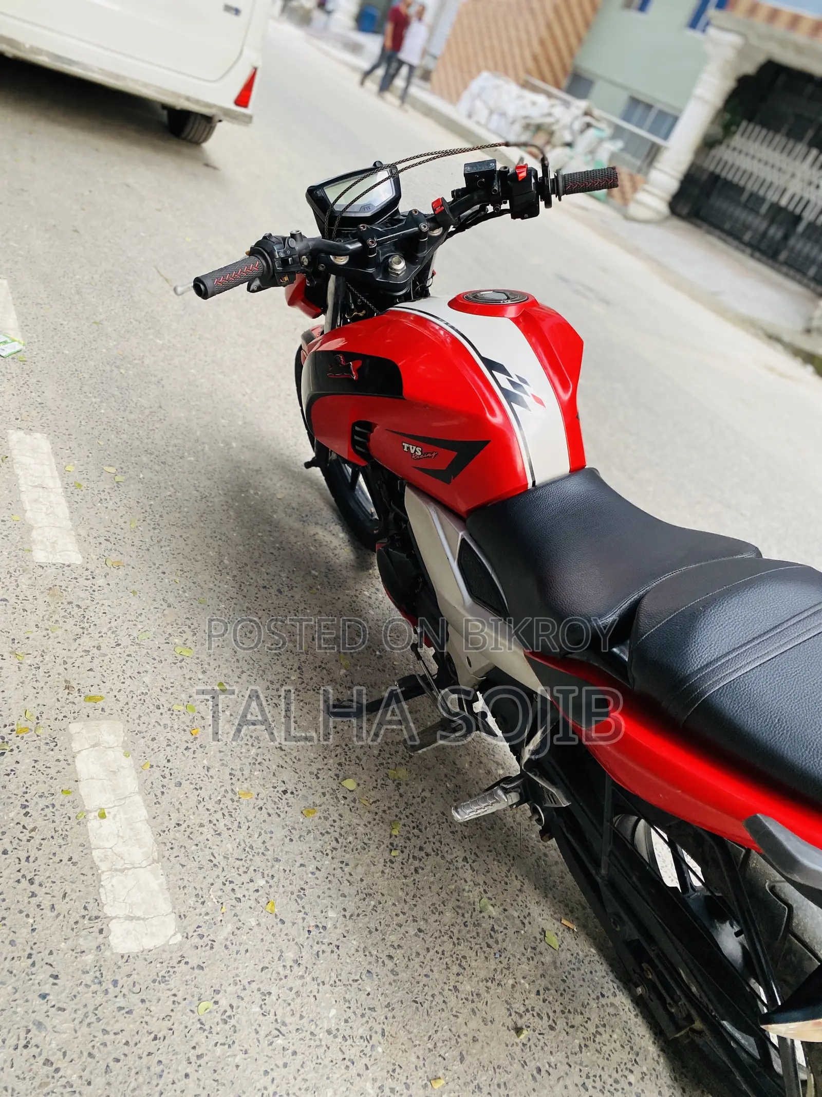TVS Apache RTR 160 4V 2021 Red