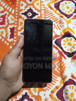 Infinix Smart 8 64 GB Silver