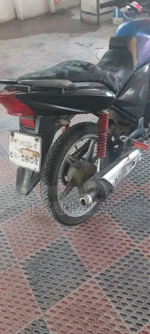 রানার টার্বো ১২৫ ২০১৮ নীল