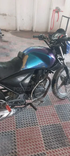 রানার টার্বো ১২৫ ২০১৮ নীল