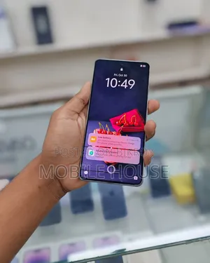 আইকিউওও জেড১০ ২৫৬ জিবি হোয়াইট