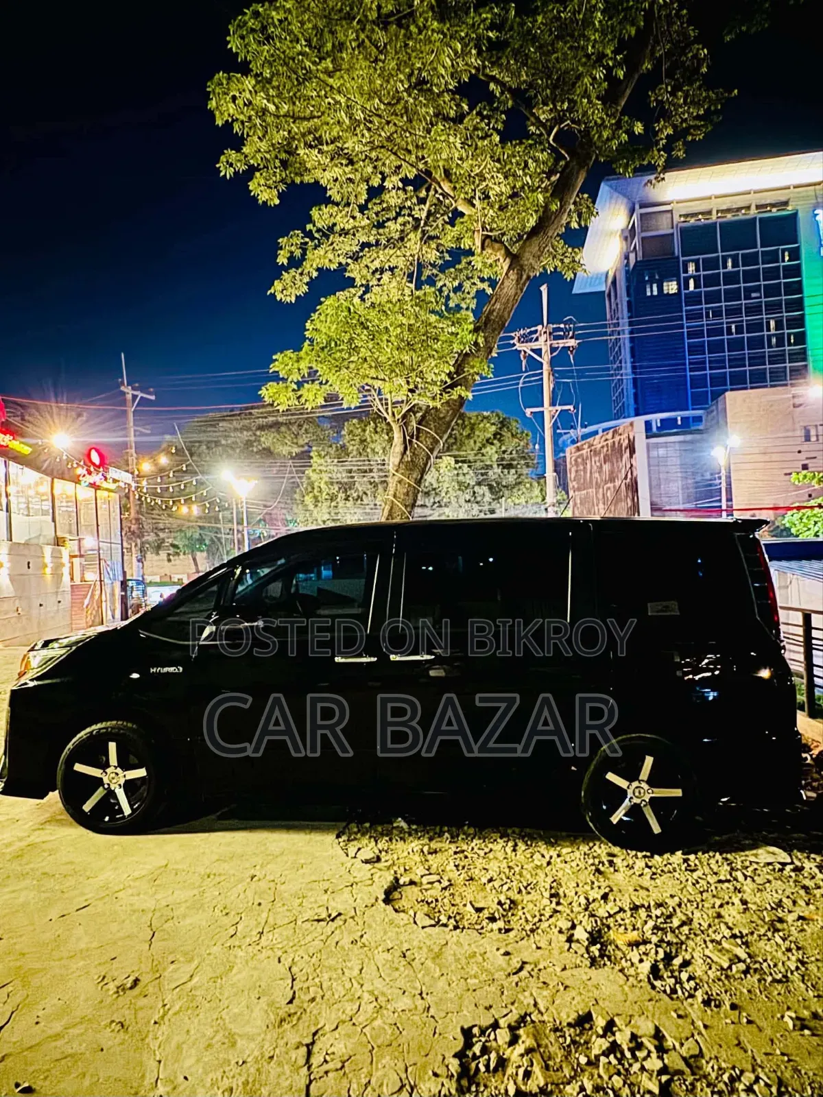 Toyota Noah 1.8 Front Wheel Drive Hybrid (7 seater) 2018 Black