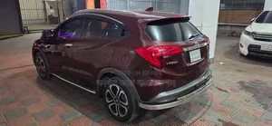 Honda Vezel 2014 Maroon
