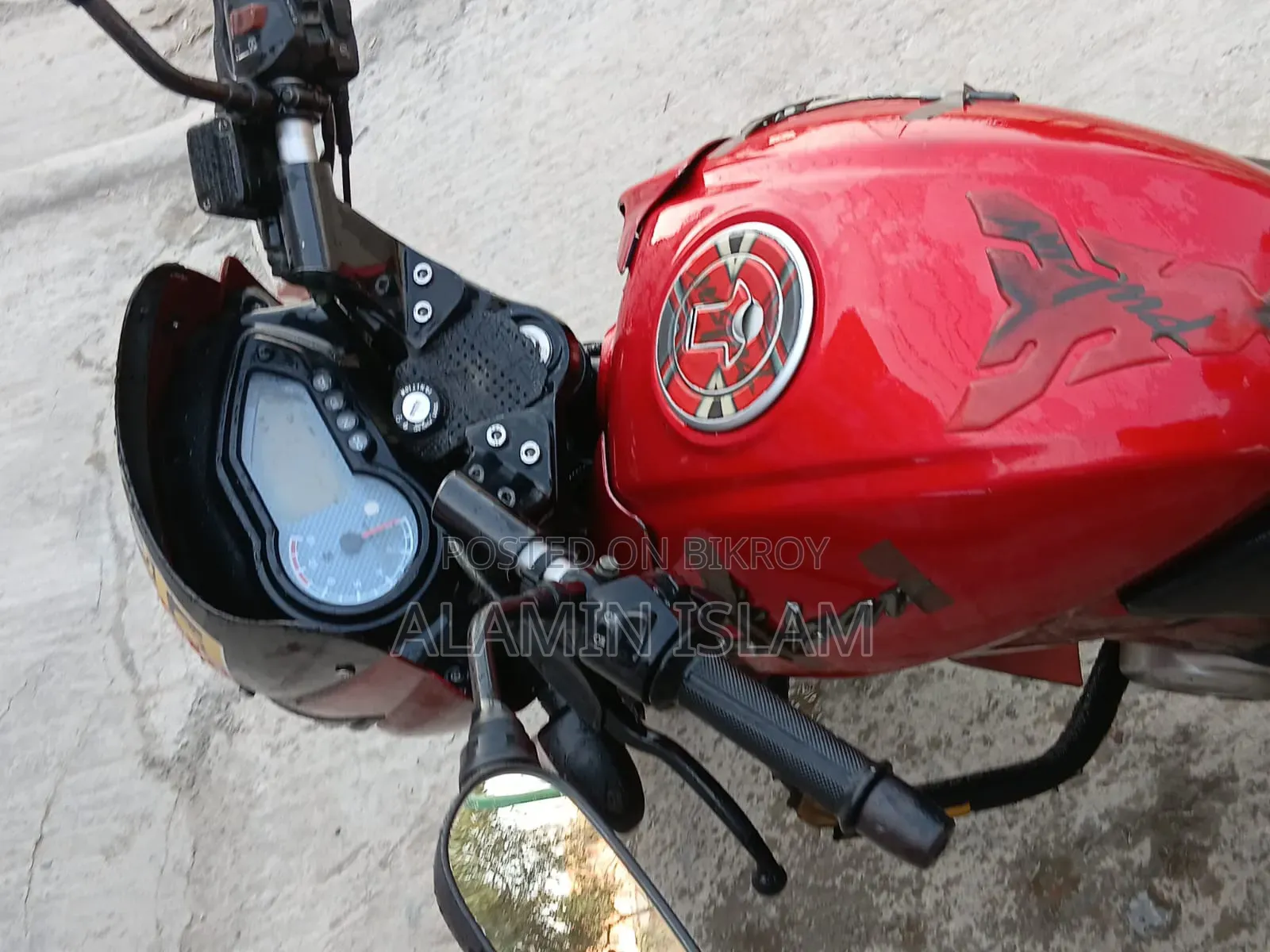 বাজাজ পালসার ১৫০ ২০১৫ লাল