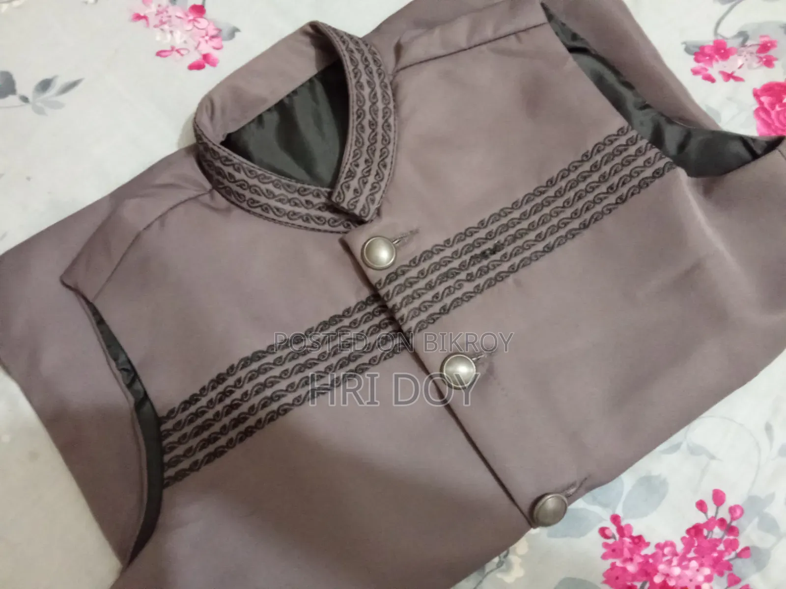 প্রিমিয়াম মেনস ওয়েস্টকোট