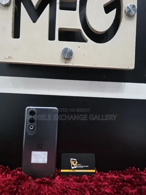 ওয়ানপ্লাস নর্ড সিই৪ ২৫৬ জিবি কালো