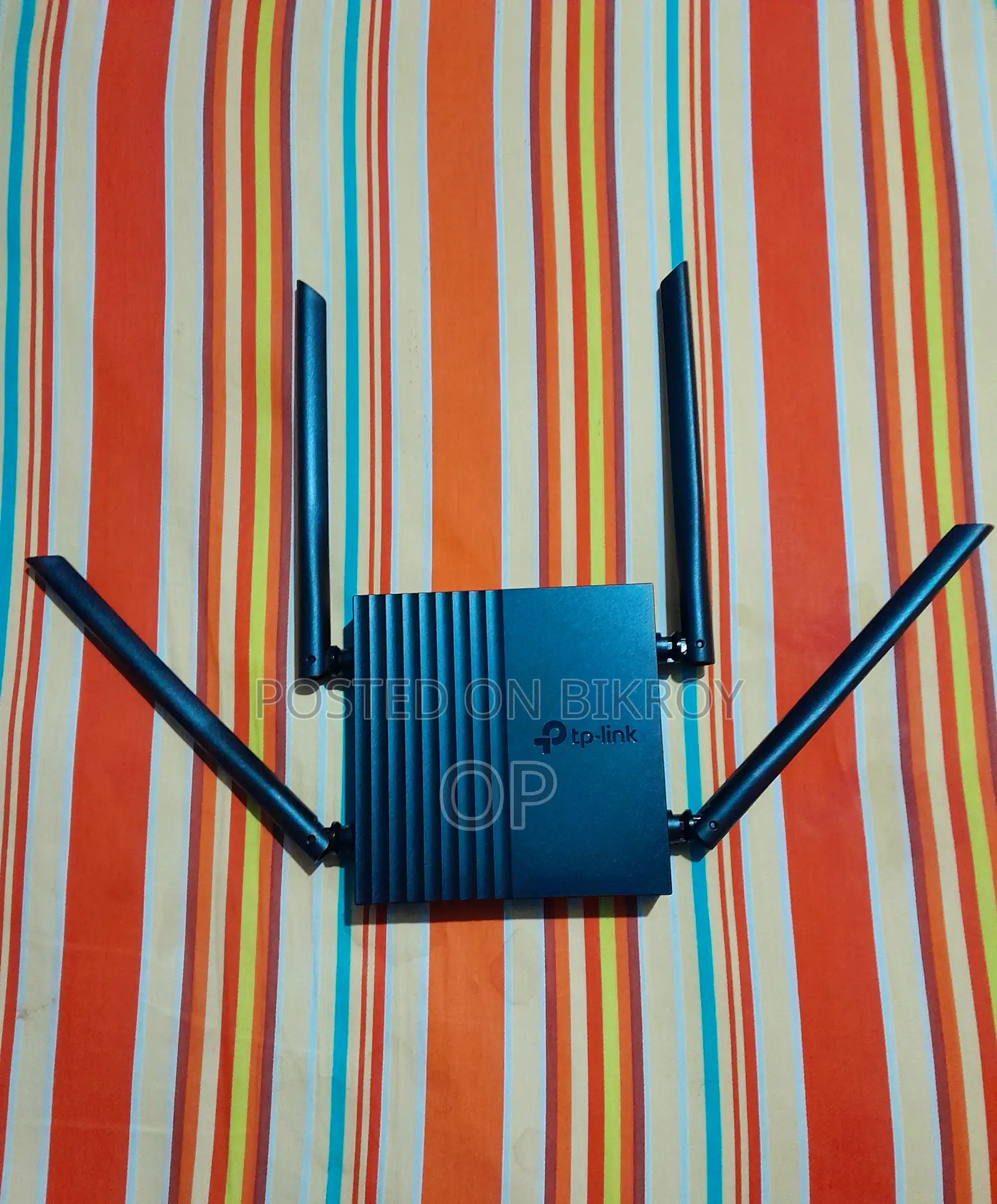 The router is completely new, there are no issues