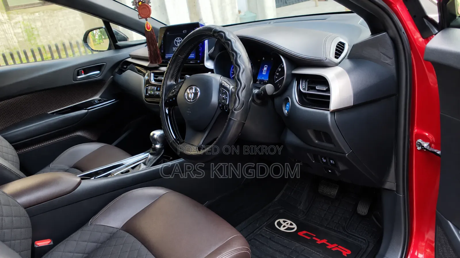 Toyota C-HR 2018 Maroon
