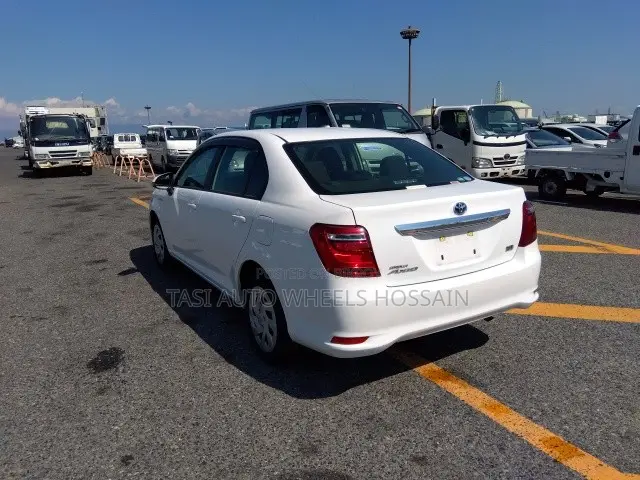 Toyota Axio 2021 White