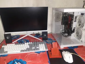 Desktop Computer MSI model 8GB AMD Ryzen 5 SSD 256GB