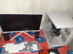 Desktop Computer MSI model 8GB AMD Ryzen 5 SSD 256GB