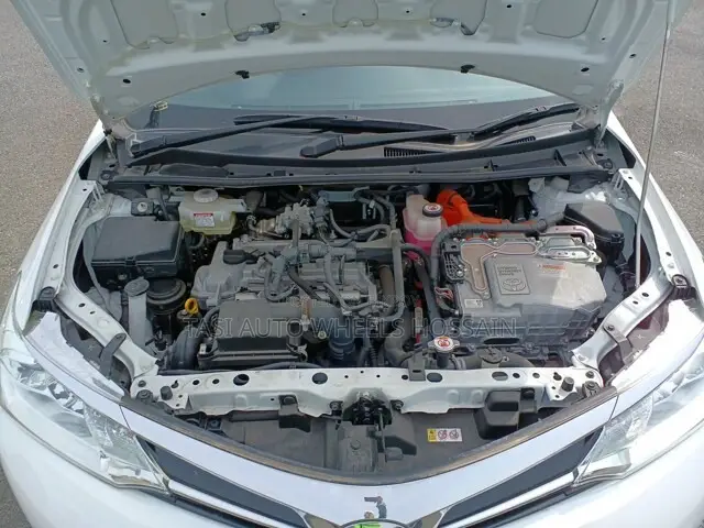 Toyota Axio 2021 White