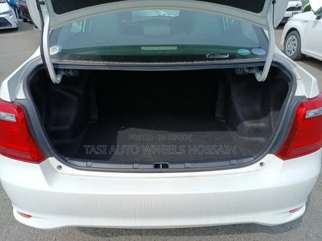 Toyota Axio 2021 White