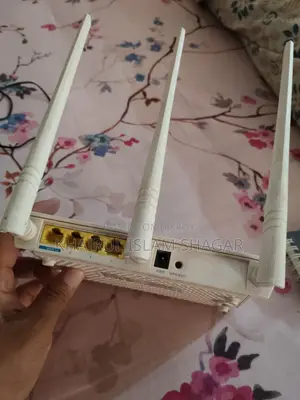 Tenda F3 300mbps WiFi Router