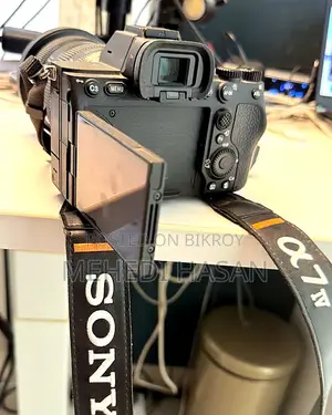 Sony A7 IV Video Setup + Sigma 24-70 F2.8 – 4K 10-Bit, (Shutter 136)