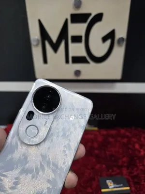 Vivo T4 Ultra 256 GB Silver