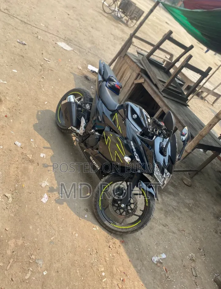 Suzuki Gixxer SF 2025 Black