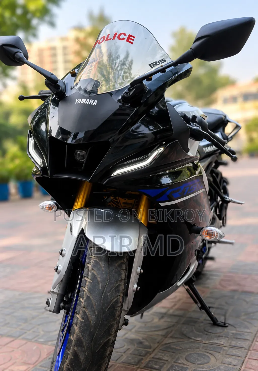 Yamaha R15M 2024
