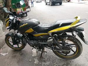 বাজাজ পালসার ১৫০ ২০১৯ গ্রে