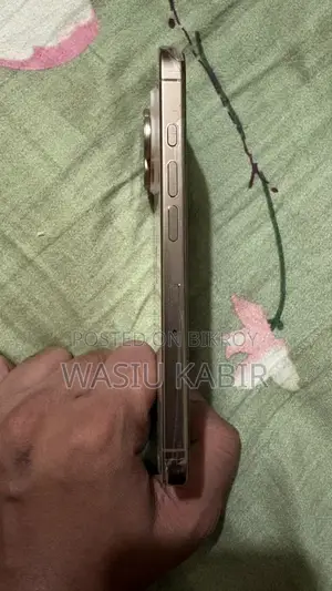 Apple iPhone 16 Pro 128 GB Gold