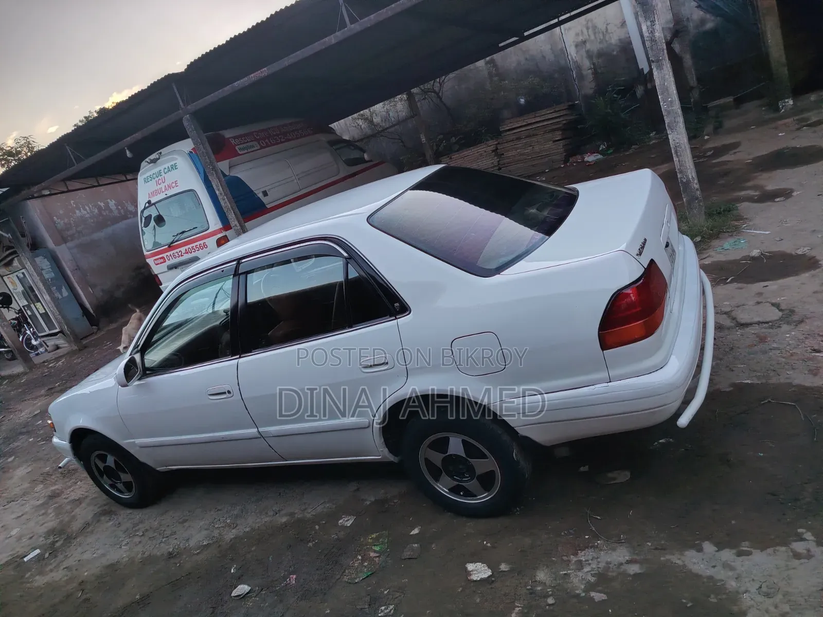 টয়োটা করোল্লা অটোমেটিক ১৯৯৫ হোয়াইট