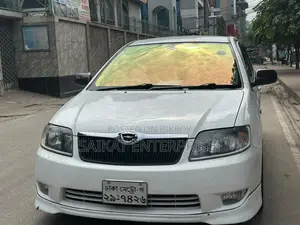 Toyota Corolla 2004 White