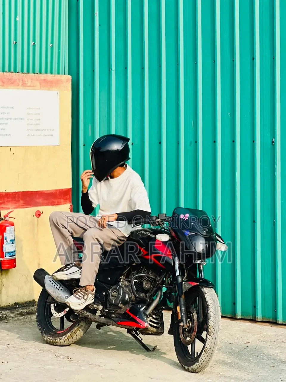 বাজাজ পালসার ১৫০ ২০২২ কালো