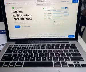 Laptop Apple MacBook Pro 2017 8GB Intel Core i5 SSD 256GB