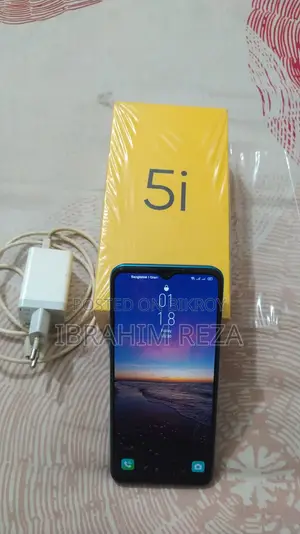 রিয়েলমি ৫আই ৬৪ জিবি নীল