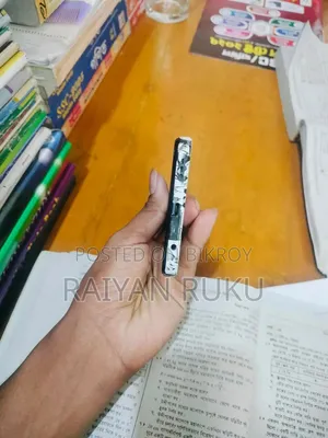 অপ্পো এ১৭ ৬৪ জিবি নীল