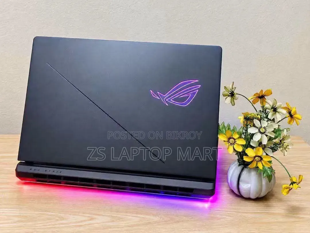 Laptop Asus ROG Strix G16 32GB Intel Core Ultra 9 SSD 1T