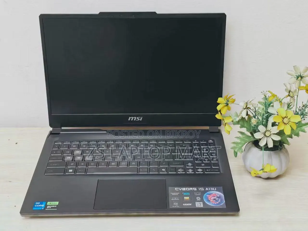 Laptop MSI Cyborg 15 16GB Intel Core i7 SSD 500GB