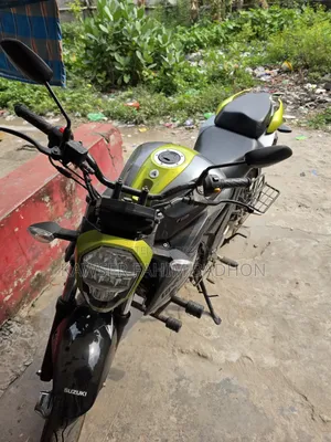 Suzuki Gixxer 2026 Gray