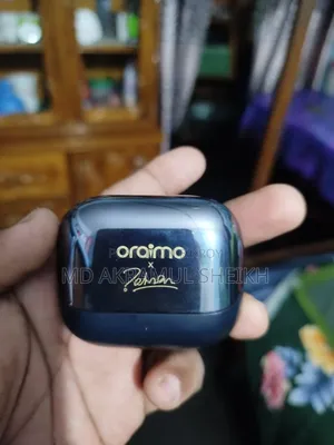 Bluetooth Ear Phone