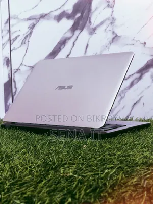 Laptop Asus Vivobook 14 4GB Intel Pentium SSD 160GB