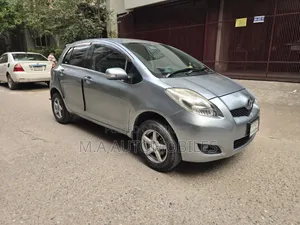 Toyota Vitz 2010 Gray